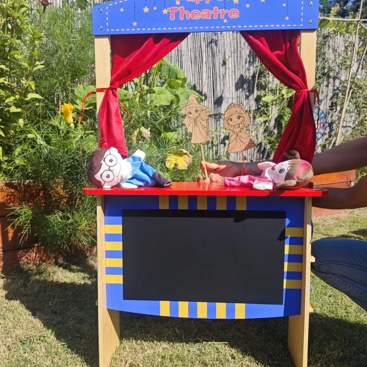 Teatro de Títeres Do Pingüé